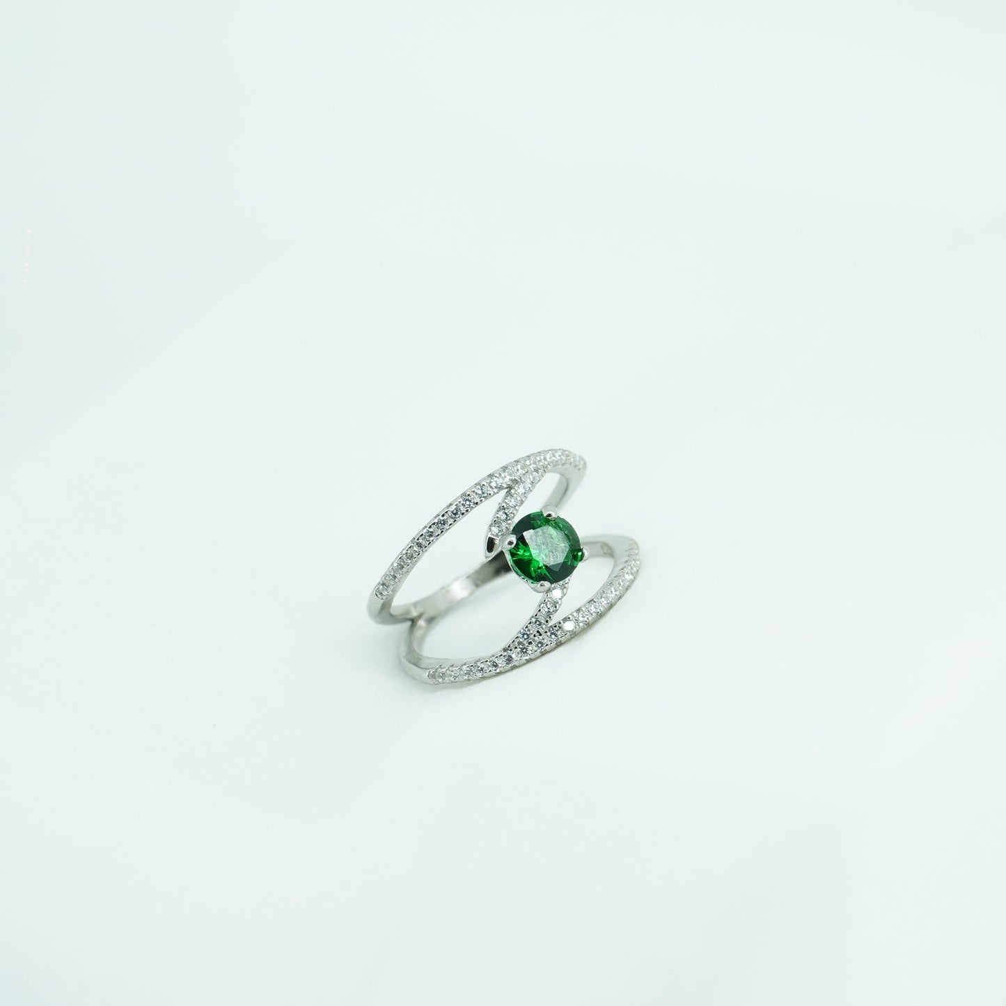 Round Cut Green Gemstone Ring