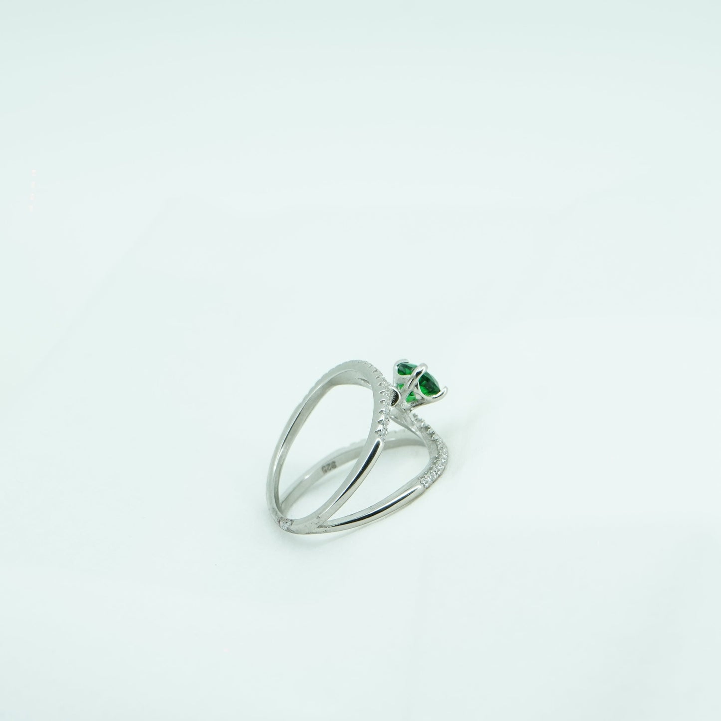 Round Cut Green Gemstone Ring