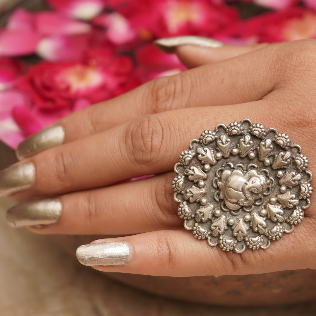 Ganesha Pure 92.5 Silver Ring