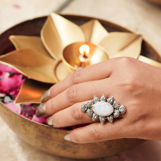 Milky Stone Embedded Silver Ring