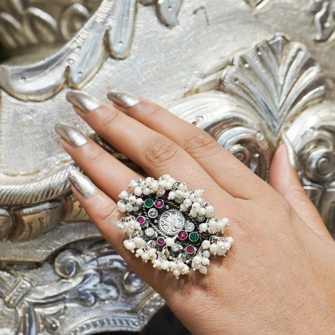 Silver Ring Pearls Embossed
