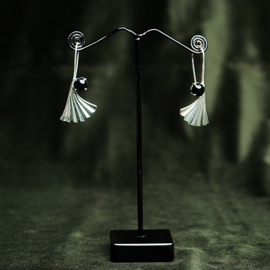 Black Bud Long Earring