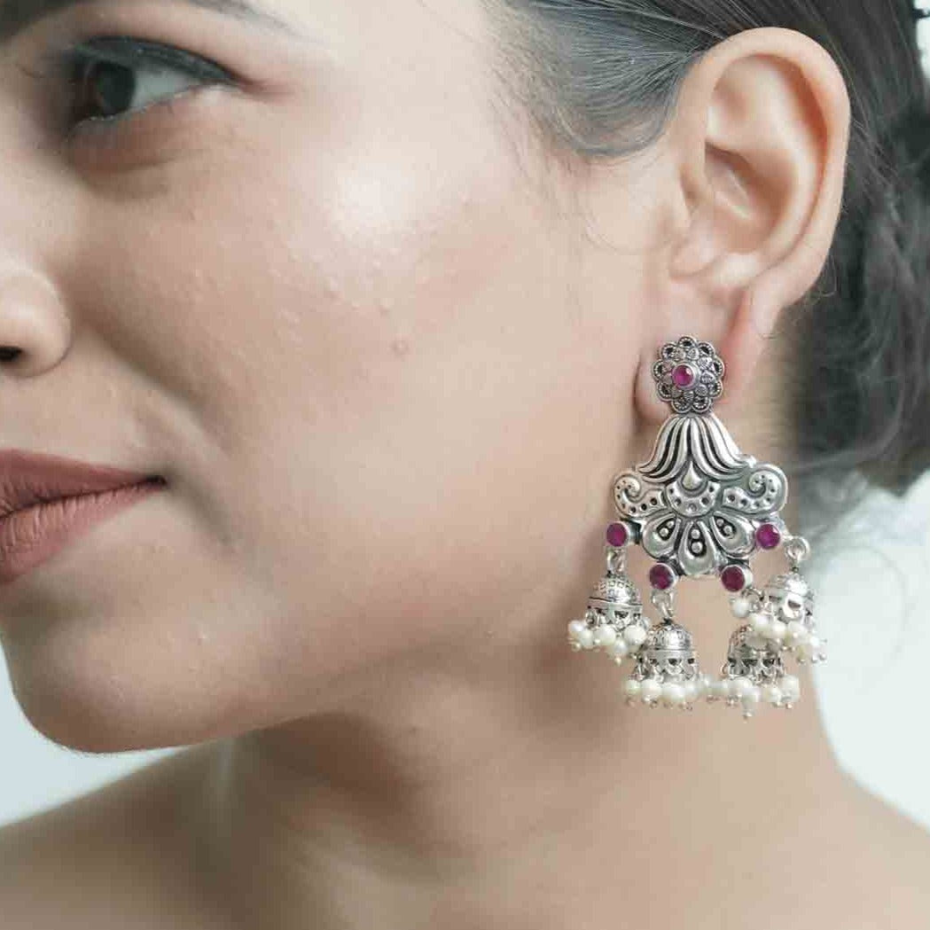 Antique Silver Earing With Pink Stone